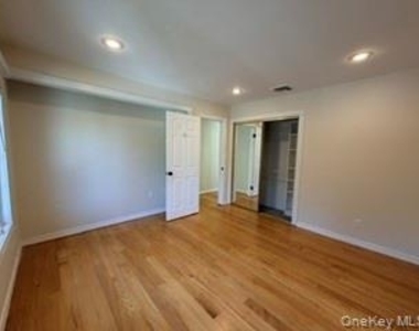 23 W Alhambra Avenue - Photo Thumbnail 10