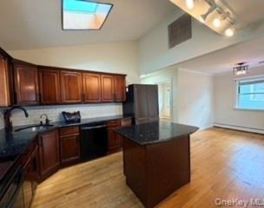 23 W Alhambra Avenue - Photo Thumbnail 17