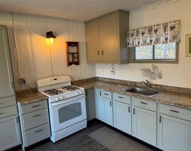 359 Masten Road - Photo Thumbnail 12
