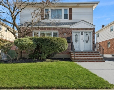 139 Gibson Boulevard - Photo Thumbnail 21