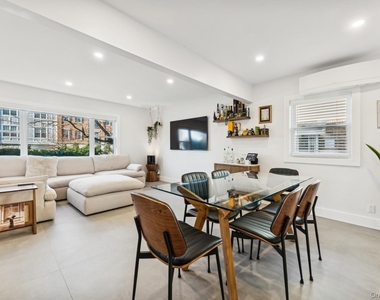 139 Gibson Boulevard - Photo Thumbnail 3