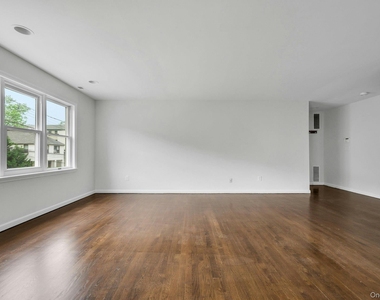 54 Washington Street - Photo Thumbnail 9