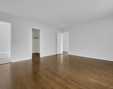 54 Washington Street - Photo Thumbnail 17