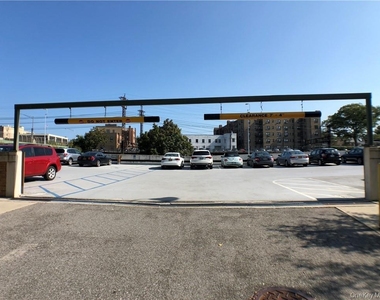 168-170 Myrtle Boulevard - Photo Thumbnail 9