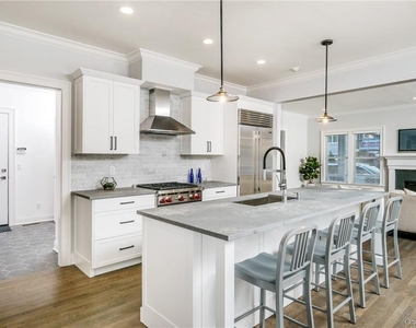 220 Central Avenue - Photo Thumbnail 3