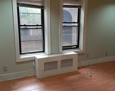 1 Hillside Avenue - Photo Thumbnail 12