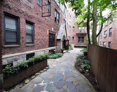 1 Hillside Avenue - Photo Thumbnail 29