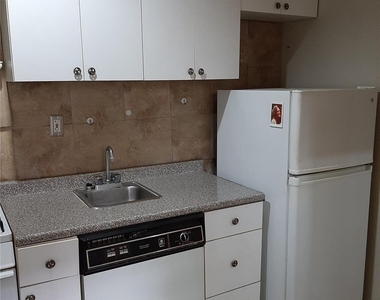 1 Hillside Avenue - Photo Thumbnail 19