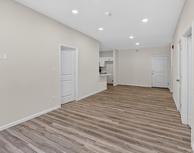 16 Dowd Street - Photo Thumbnail 12
