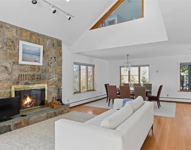 18 Harbor Road - Photo Thumbnail 4