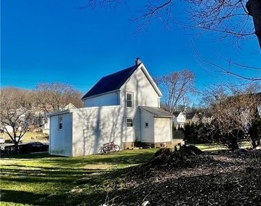 644 Harrison Avenue - Photo Thumbnail 2