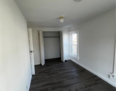 644 Harrison Avenue - Photo Thumbnail 7