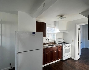 644 Harrison Avenue - Photo Thumbnail 4