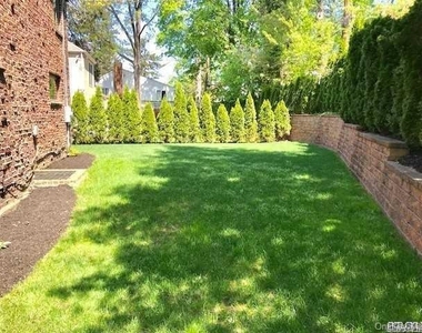 5 Rockcrest Road - Photo Thumbnail 15