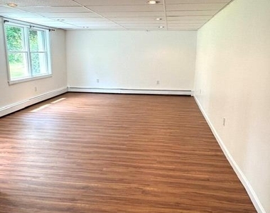 9 Birchwood Drive - Photo Thumbnail 2