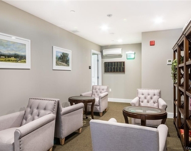 40 Jackson Avenue - Photo Thumbnail 20