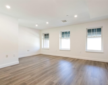 45 S Greeley Avenue - Photo Thumbnail 1