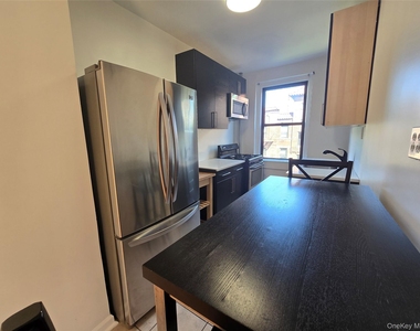 62-64 Saunders Street - Photo Thumbnail 4