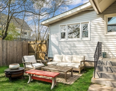 36 Dearborn Avenue - Photo Thumbnail 22