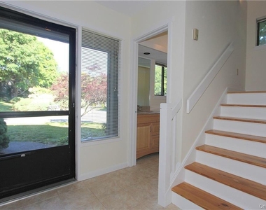 246 Heritage Hills Drive - Photo Thumbnail 1