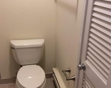 246 Heritage Hills Drive - Photo Thumbnail 31
