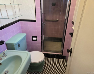 160 Glengariff Road - Photo Thumbnail 6