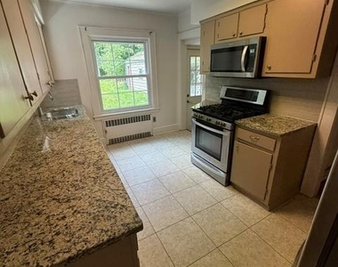 120 Orchard Street - Photo Thumbnail 4