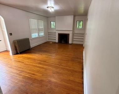 120 Orchard Street - Photo Thumbnail 6