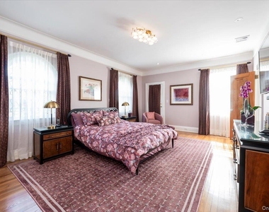 47 E Penn Street - Photo Thumbnail 11