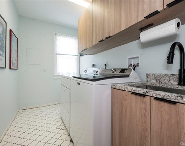 47 E Penn Street - Photo Thumbnail 19