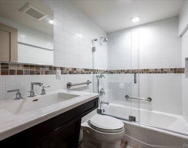 47 E Penn Street - Photo Thumbnail 18