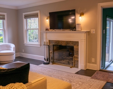 177 Fonda Road - Photo Thumbnail 11