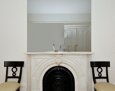 251 East 49th Street - Photo Thumbnail 1