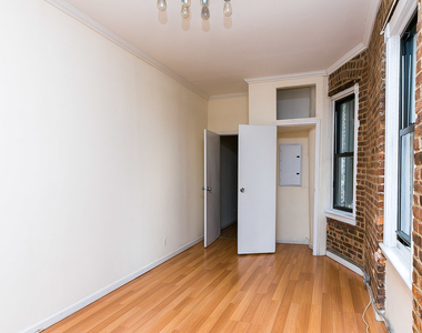 71 Pineapple St 11201 - Photo Thumbnail 5