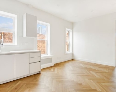 427 Dean Street - Photo Thumbnail 2