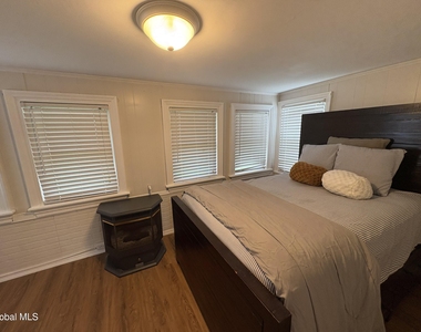 22 Fenwick Street - Photo Thumbnail 11