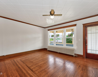 99 James Street - Photo Thumbnail 5