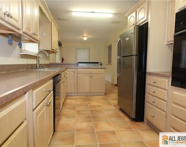 39 Stony Road - Photo Thumbnail 4