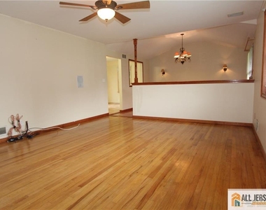 39 Stony Road - Photo Thumbnail 1