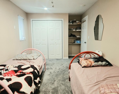 35 Clark Avenue - Photo Thumbnail 33