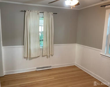 54 Randolph Avenue - Photo Thumbnail 7