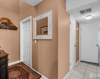 492 Bayberry Court - Photo Thumbnail 1