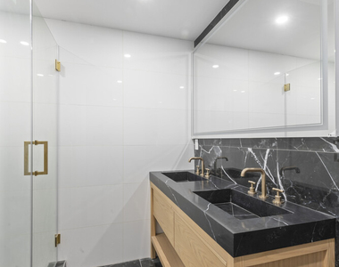 144 Freeman Street - Photo Thumbnail 5
