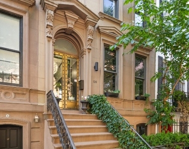 126 E 62nd Street - Photo Thumbnail 17