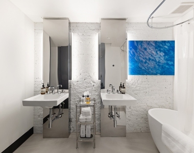 126 E 62nd Street - Photo Thumbnail 12