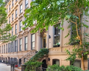 126 E 62nd Street - Photo Thumbnail 16