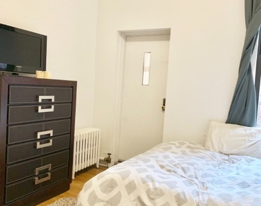 224 E 27th Street - Photo Thumbnail 4