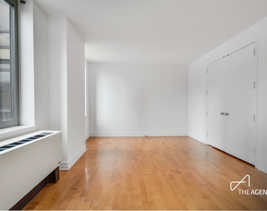 401 E 60th Street - Photo Thumbnail 5