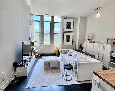 220 W 148th Street - Photo Thumbnail 7