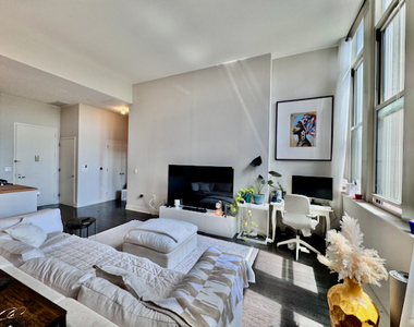 220 W 148th Street - Photo Thumbnail 2